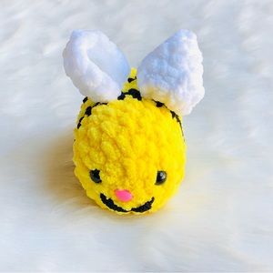 Handmade Plushie Bumblebee